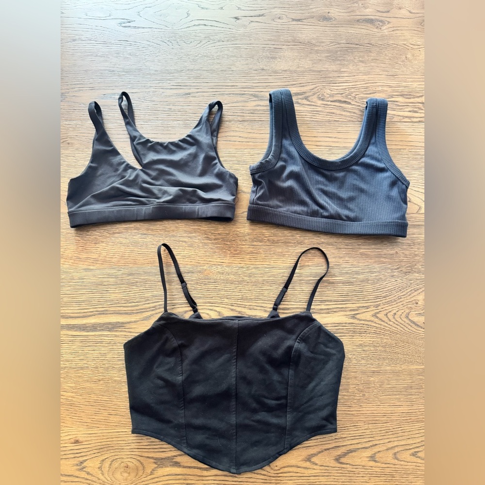 ALO Yoga Sports Bra Lot